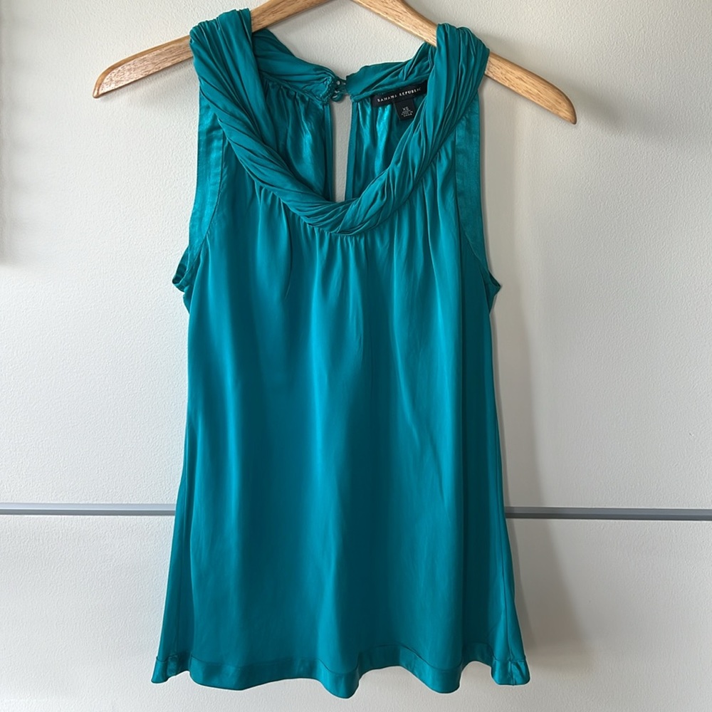 Turquoise 100% washable silk sleeveless top size XS